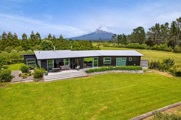 438B Alfred Road Egmont Village_56