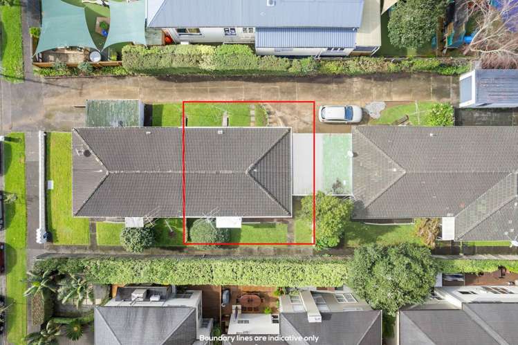 2/4 Shackleton Road Mount Eden_12