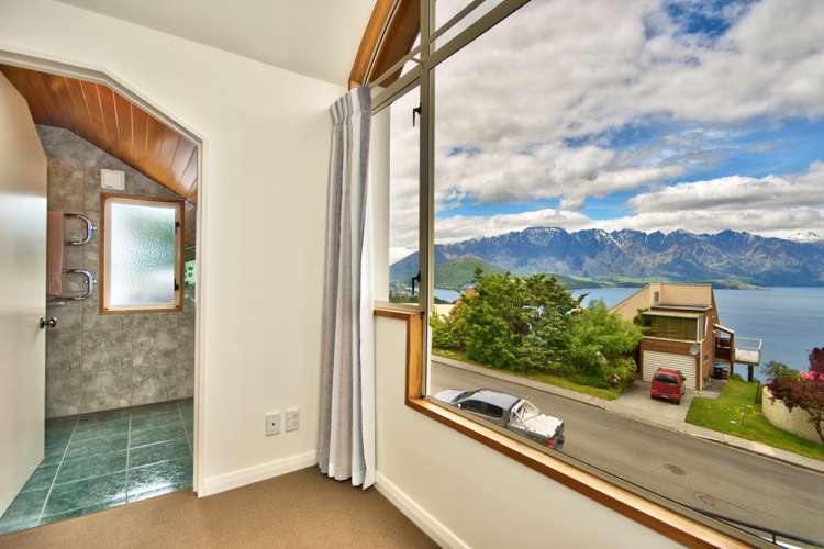 40 Greenstone Place Fernhill/Sunshine Bay_12