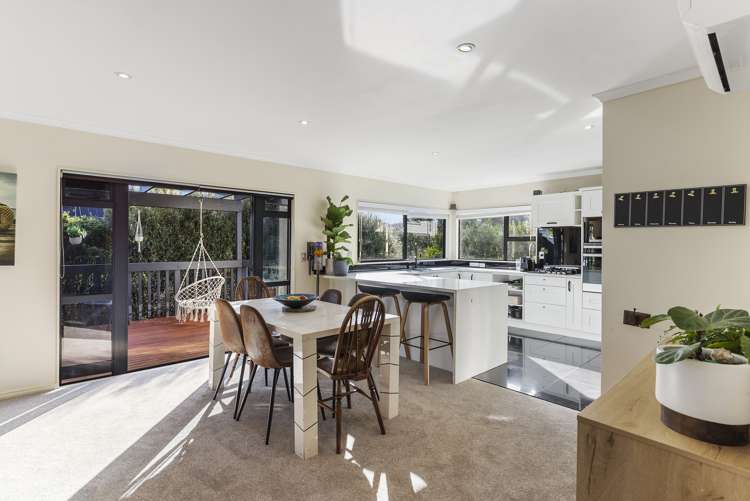 2/79 Island Bay Road Beach Haven_5