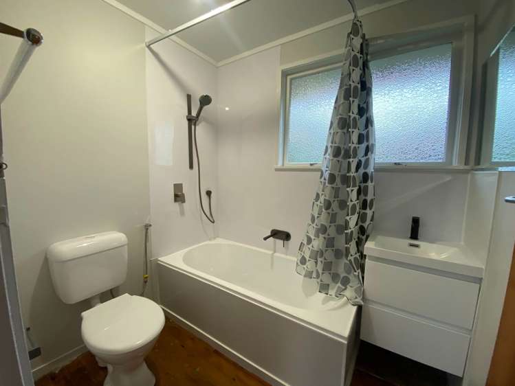 2/13 Alcock Street Mt Wellington_6