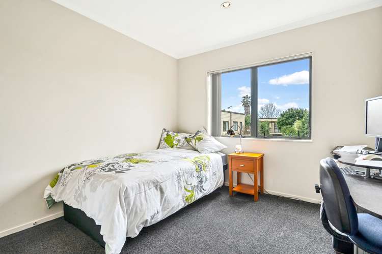 4/15 Harbour View Road Te Atatu Peninsula_13