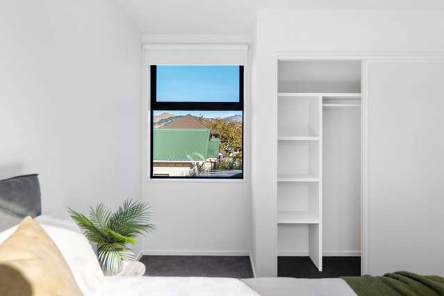 2/8 Antrim Street Sydenham_4