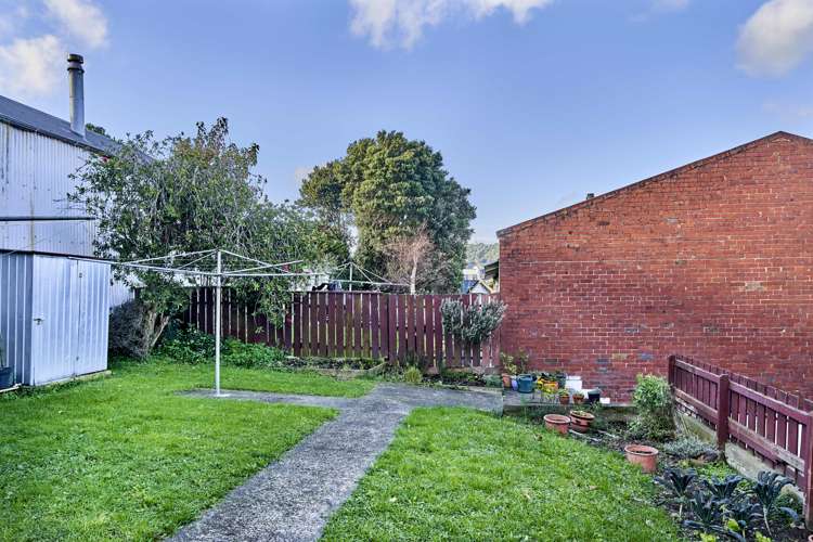 2/16 Rolleston Street Mount Cook_10