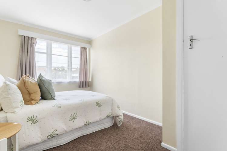 18 Twentyfirst Avenue Gate Pa_9