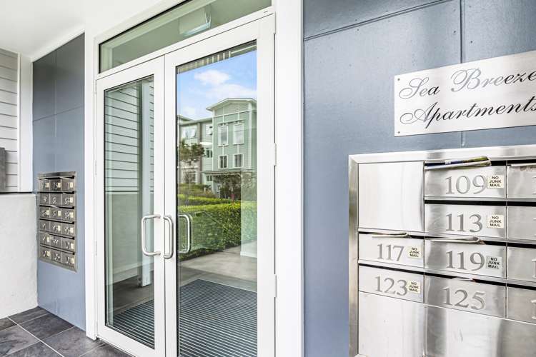 119 Panorama Heights Orewa_19