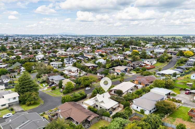 29 Glendale Drive Dinsdale_21