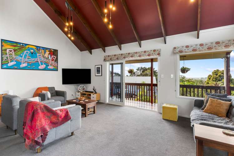 14 Longfellow Parade Glen Eden_8