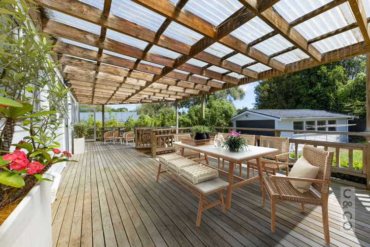 28 Great North Road Riverhead_17