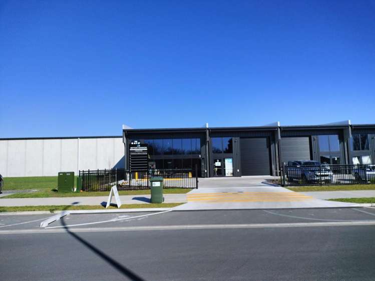 7 Unit 2 Parakiwai Road Cambridge_1