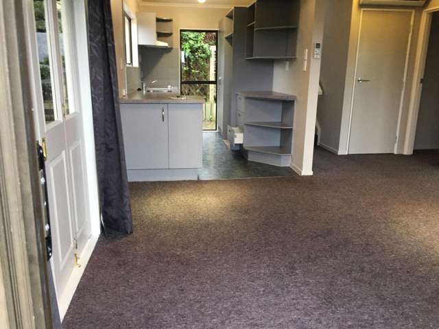 2/2 Bodmin Street Marybank_3