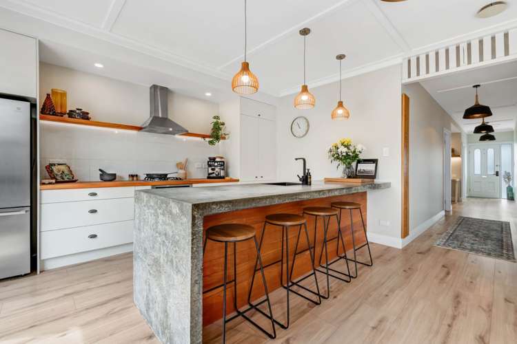 49a Parakai Avenue Helensville_3