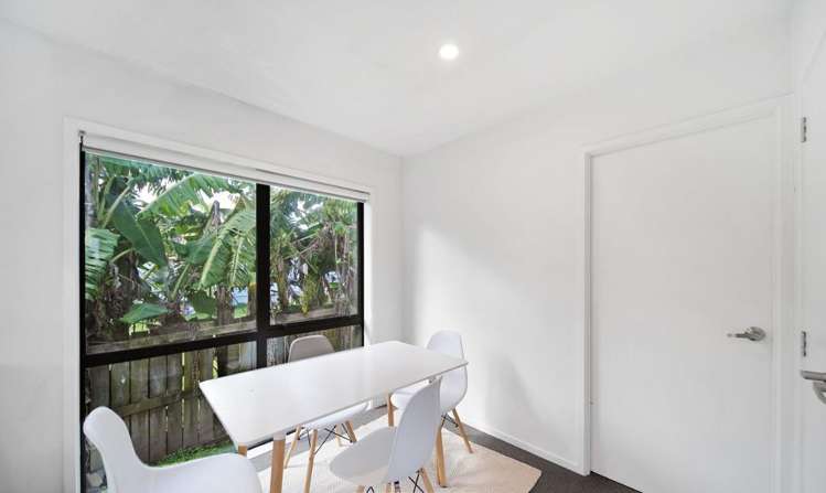 90 Chelburn Crescent Mangere East_8