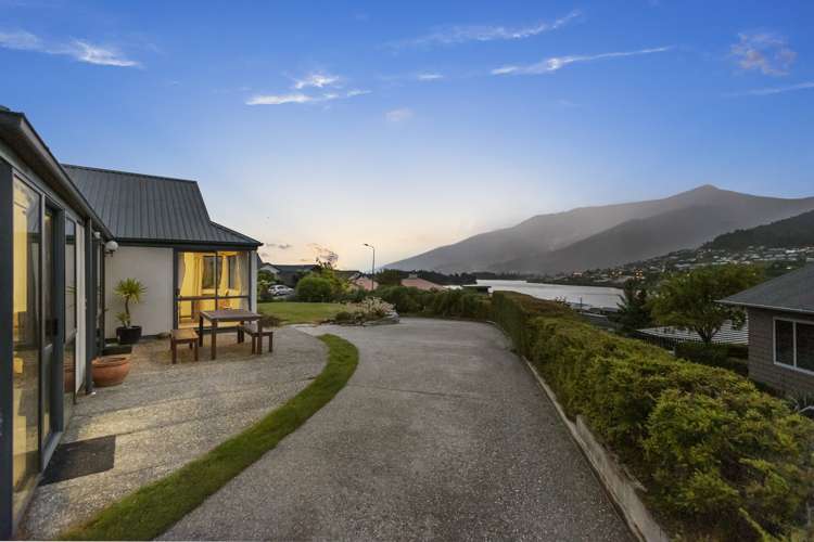 8 Elizabeth Place Kelvin Heights_3