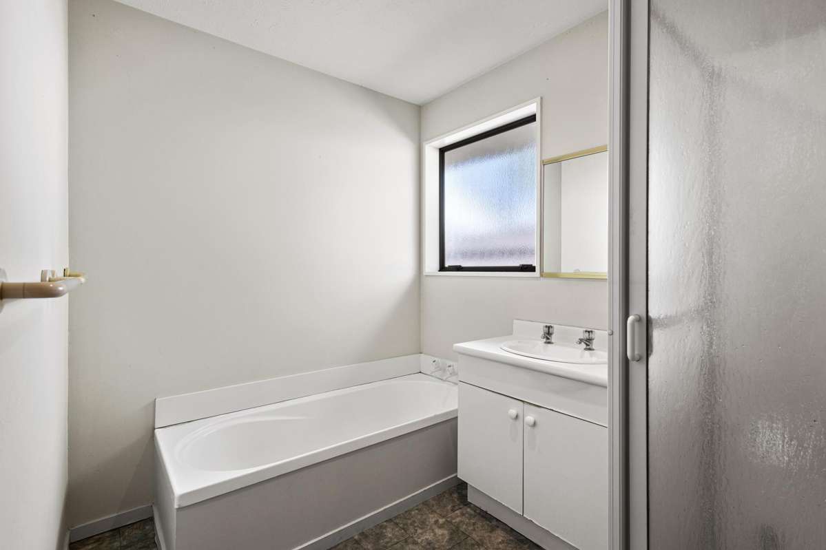 2/44 Division Street_5