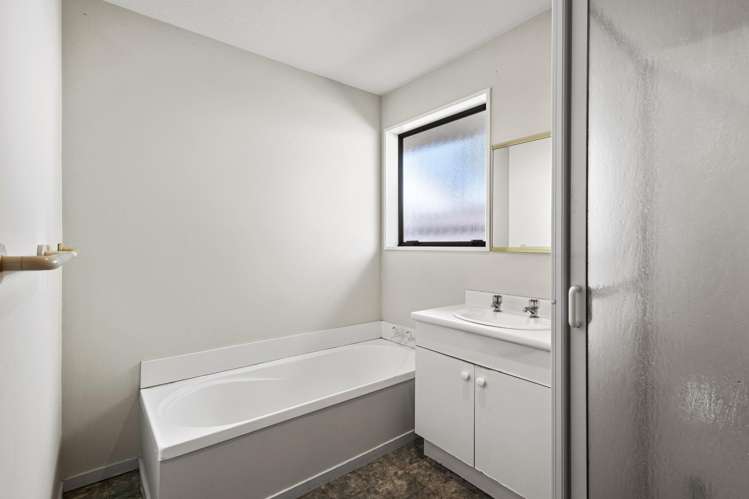 2/44 Division Street Riccarton_9