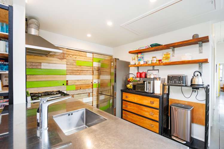 38 Joseph Street West End_12