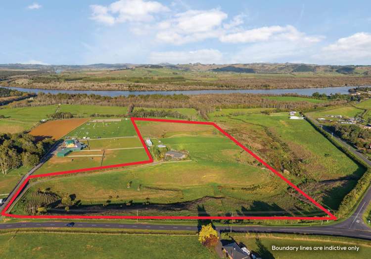 467 Aka Aka Road Aka Aka_38