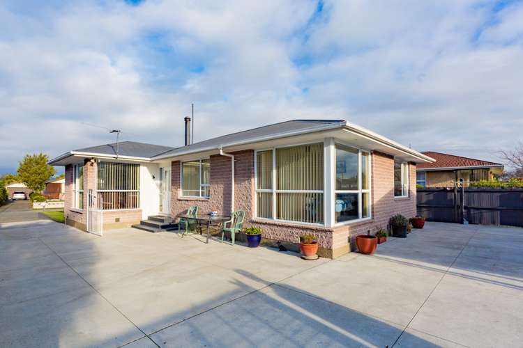 6 Oriana Crescent Hornby_9