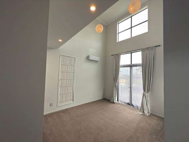 8 Hirimate Place Flat Bush_1