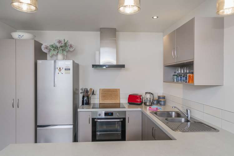 11/18 Eyre Street Whitianga_10