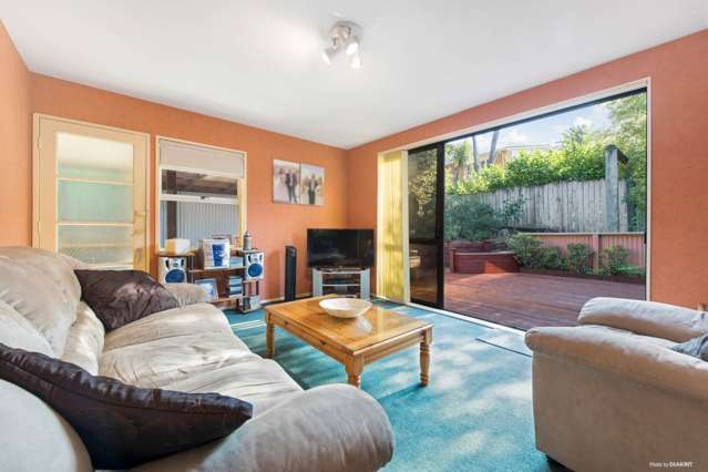 1/42 Atkinson Road Titirangi_1