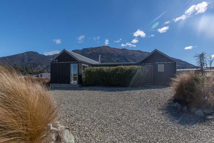16 Bell Street Lake Hawea_19