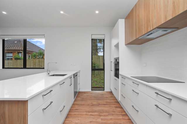 484a West Coast Road Glen Eden_2