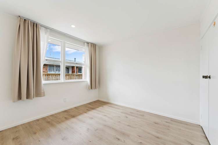 4/84 Portage Road New Lynn_13