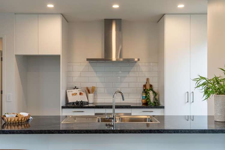 393A Devonport Road_1