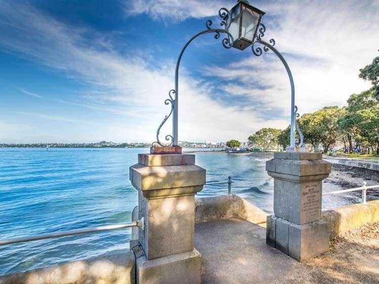 4 King Edward Parade Devonport_23