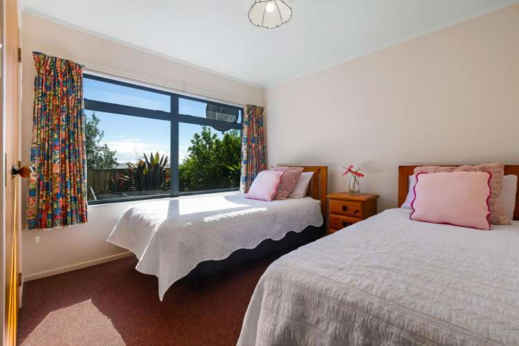 5A Seaview Road Cable Bay_18