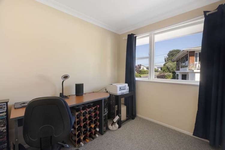 60 Western Road Bellevue_26