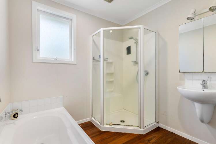 21 Alma Street Te Atatu South_10