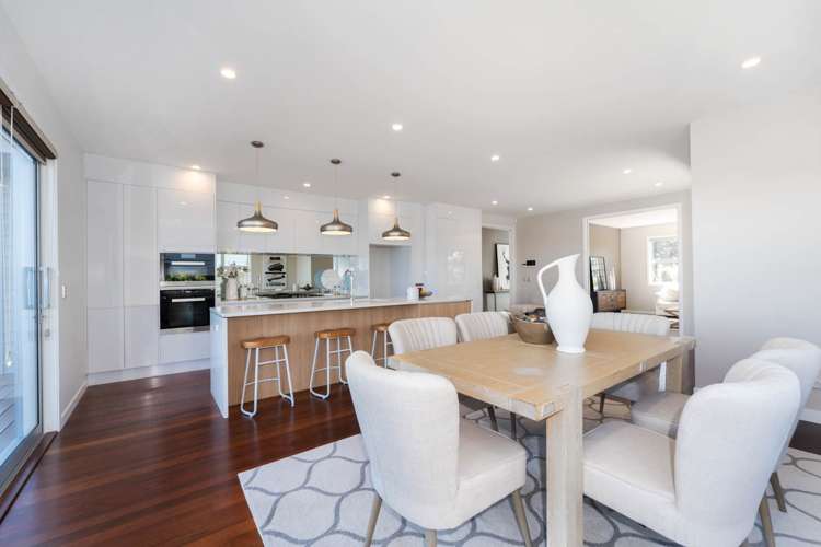 26 Bearing Parade Long Bay_50