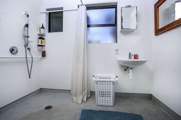 21a Lancaster Road Beach Haven_7