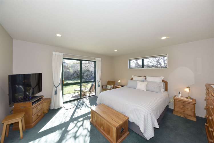 7 Netherby Lane Shirley_15