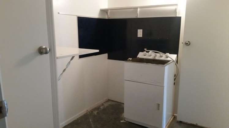 30 Cron Avenue Te Atatu South_11