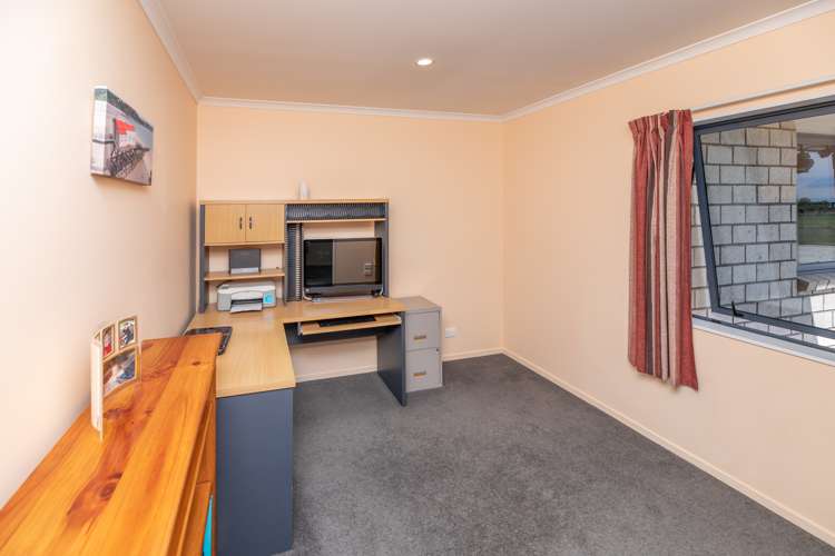 57 Bridge Road Fernside_13