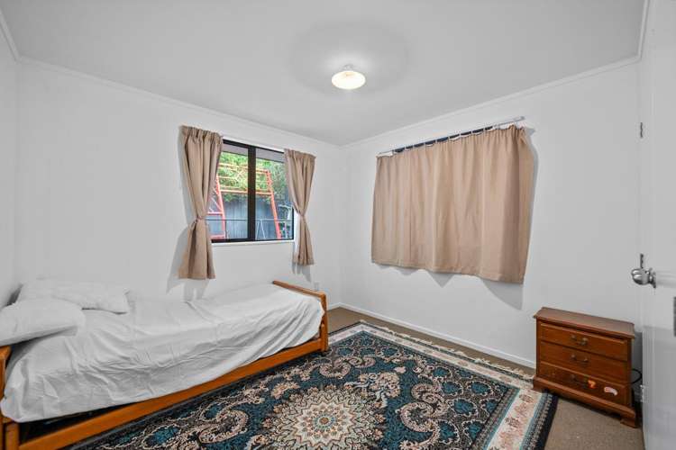 29 Woodbank Drive Glen Eden_11