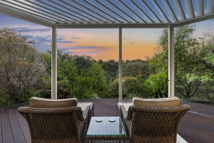 9 Beachwood Drive Hatfields Beach_25