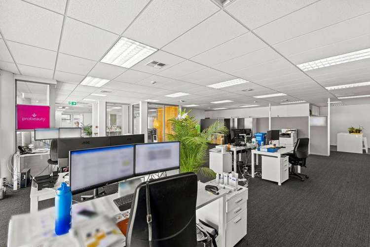 15B Leslie Hills Drive Riccarton_7