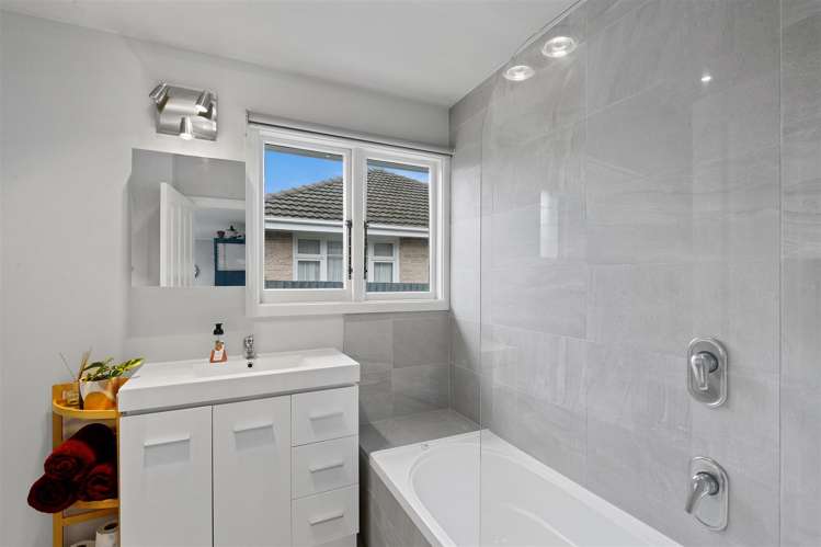 61 Dunedin Street Redwood_6