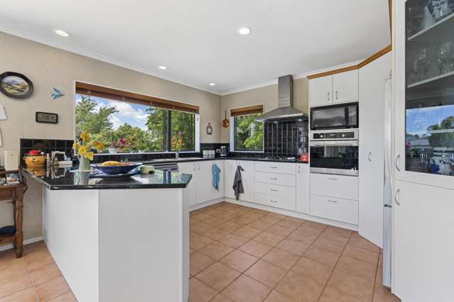 Your Family Home in the Country