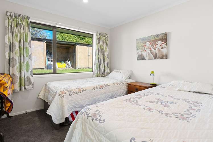 30 Mountain View Drive Manakau_9