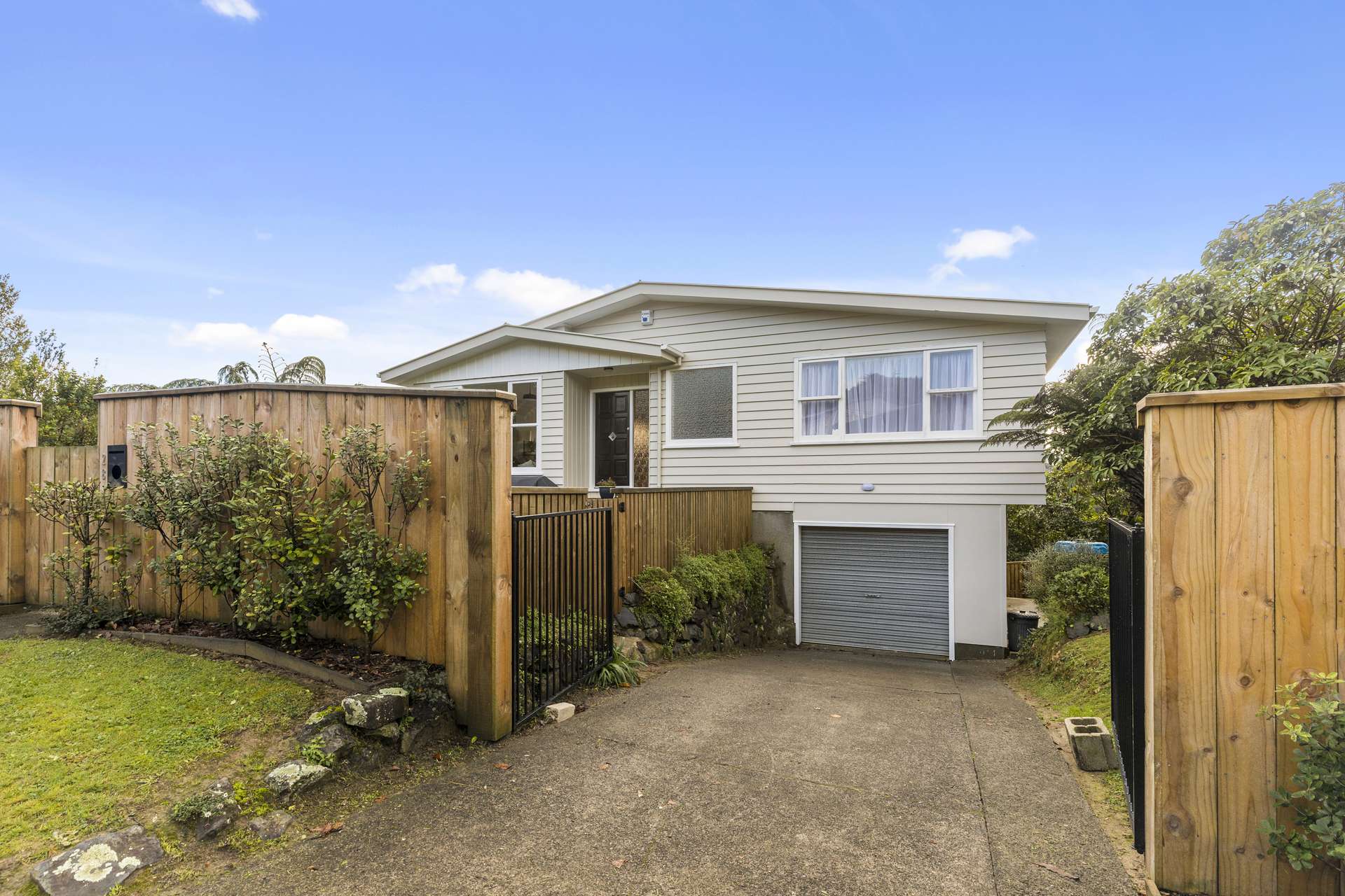28 Holborn Drive Stokes Valley Lower Hutt City Houses for Sale