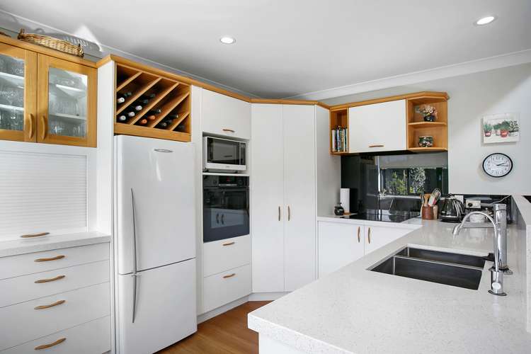 10 Fairburn Place Leamington_8