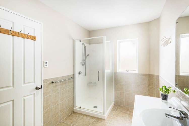 10 Maypark Crescent Flat Bush_28