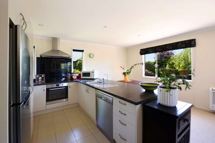 1 Ernest Place Brightwater_7