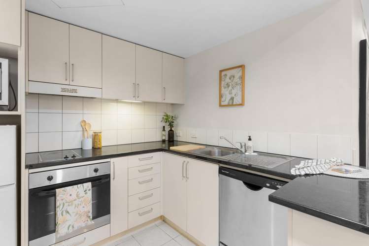 812/9-17 Byron Avenue Takapuna_16